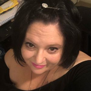 Meet your Posher, Robyn